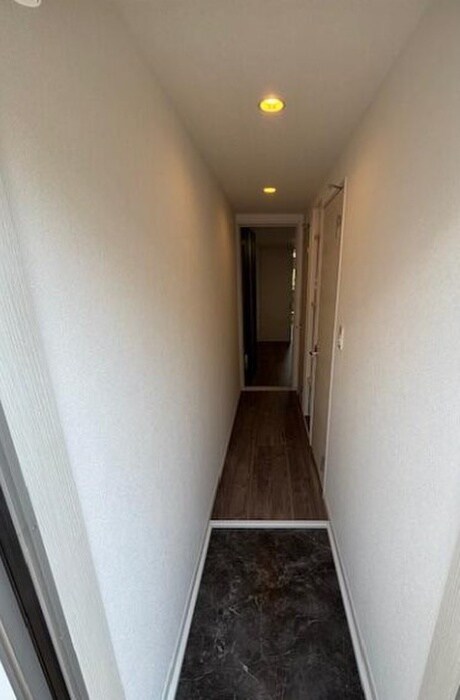 物件内観写真9　(廊下)