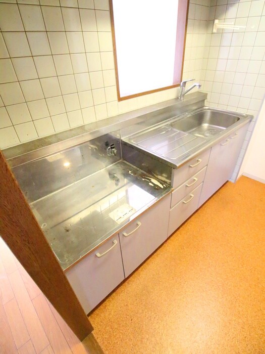 物件内観写真8　(キッチン)