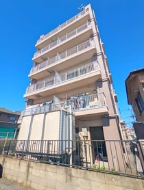 ロイヤルパーク日進の外観写真