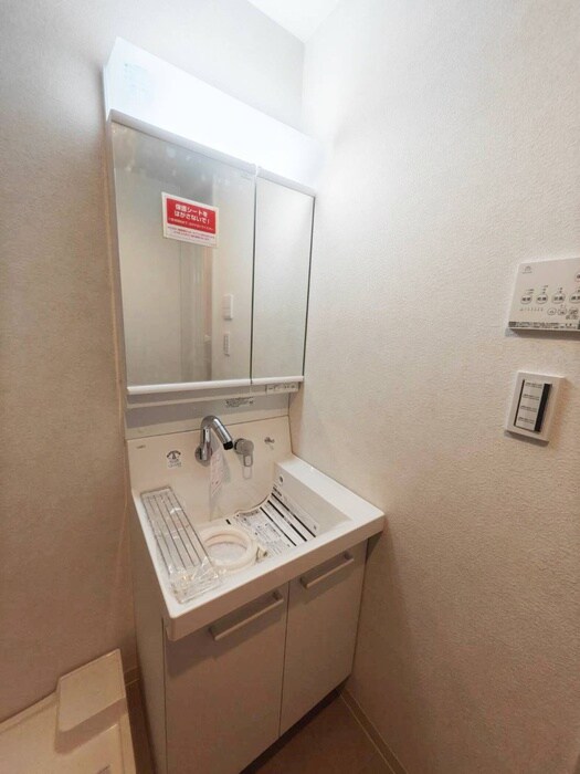 物件内観写真9　(洗面)