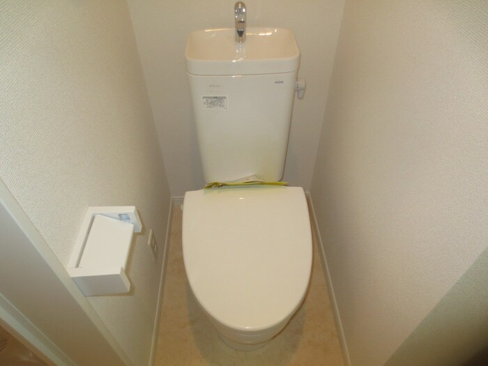 物件内観写真12　(トイレ)