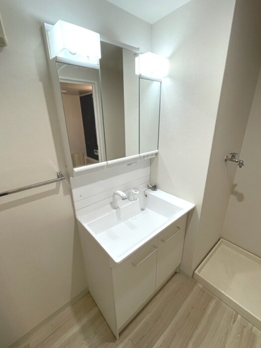 物件内観写真12　(洗面)