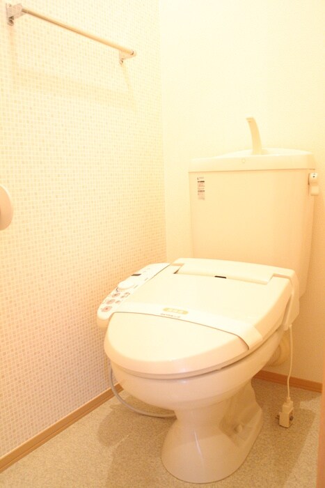 物件内観写真13　(トイレ)