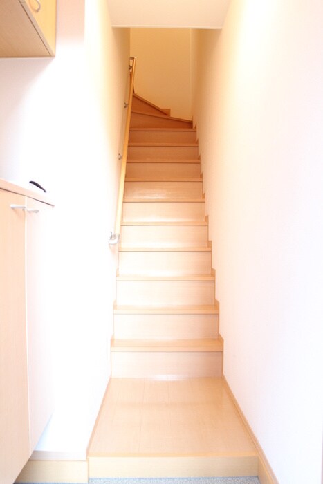 物件内観写真15　(玄関)