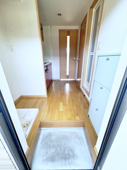 物件内観写真15　(玄関)