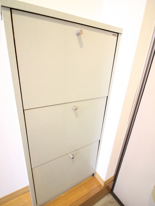 物件内観写真17　(靴箱)
