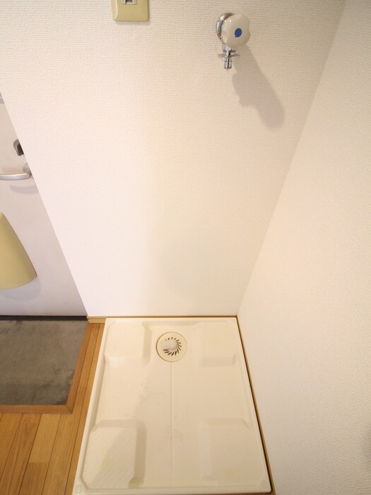 物件内観写真20　(洗濯機置場)