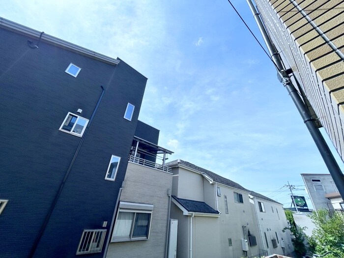 物件内観写真21　(室内からの展望)