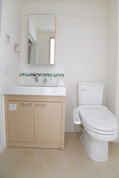 物件内観写真13　(トイレ)