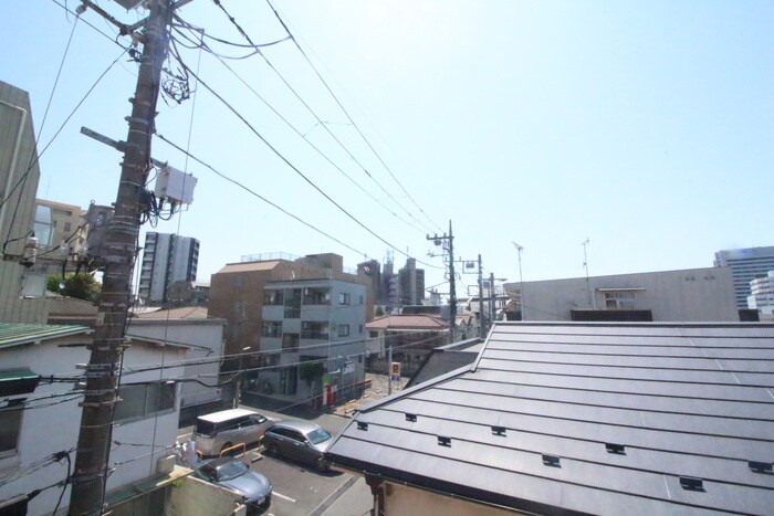 物件内観写真16　(室内からの展望)