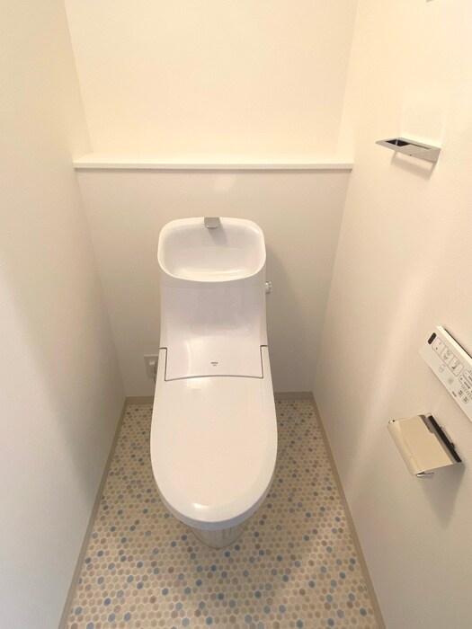 物件内観写真13　(トイレ)