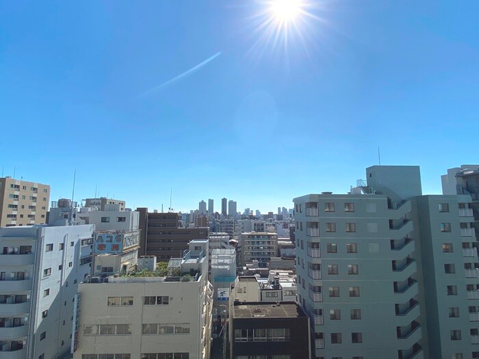 物件内観写真16　(室内からの展望)