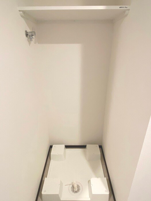 物件内観写真19　(洗濯機置場)