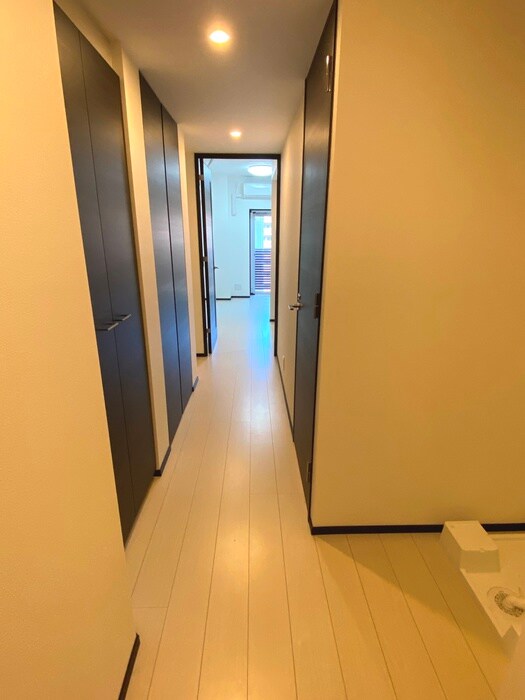 物件内観写真20　(廊下)