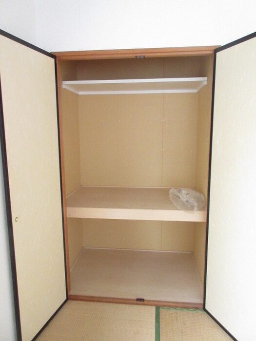 物件内観写真11　(収納)