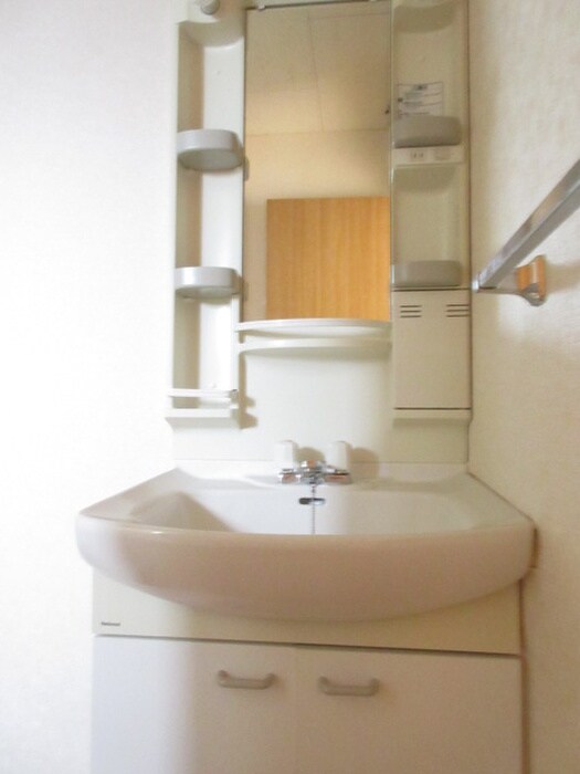 物件内観写真13　(洗面)