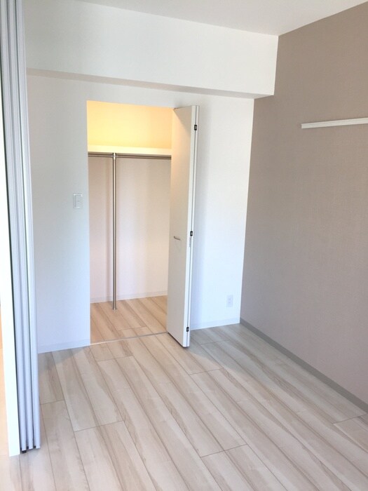 物件内観写真7　(収納)