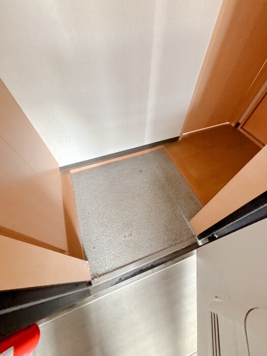 物件内観写真21　(玄関)