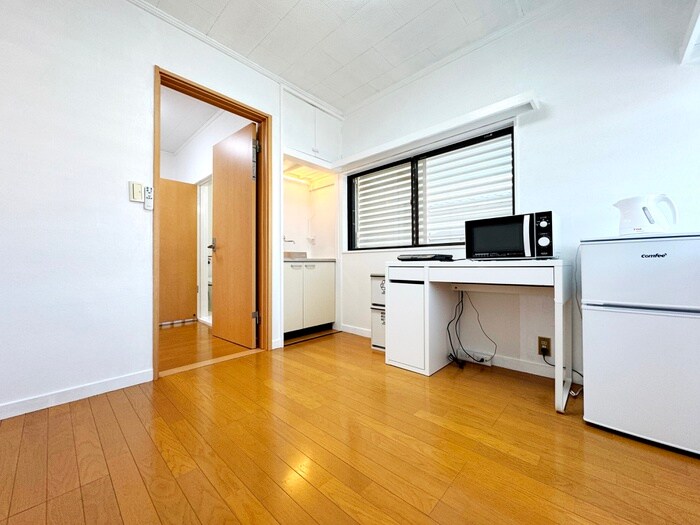 物件内観写真9　(居室)