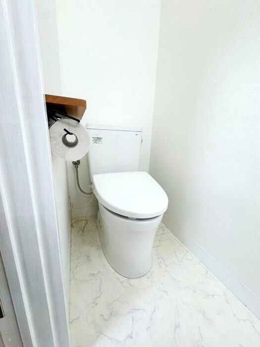 物件内観写真12　(トイレ)