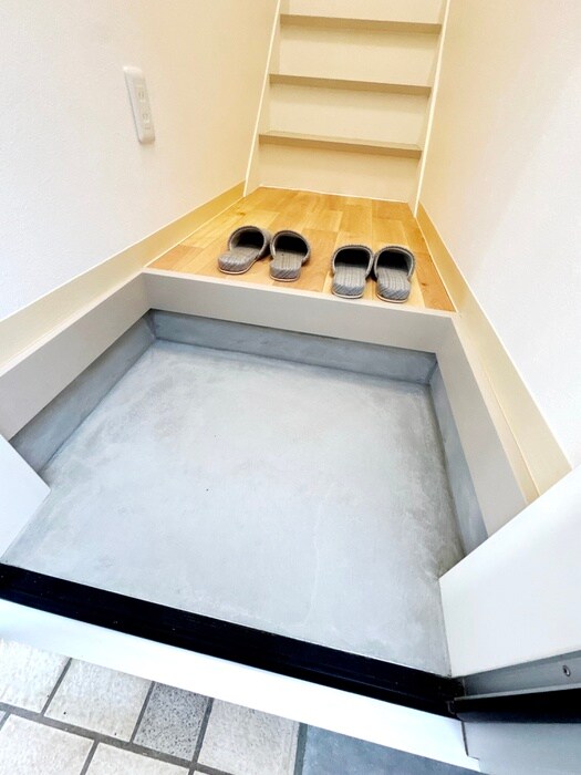 上大岡ハウスの玄関