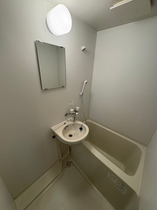 物件内観写真8　(バス／シャワールーム等)