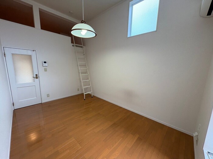 物件内観写真13　(居室)