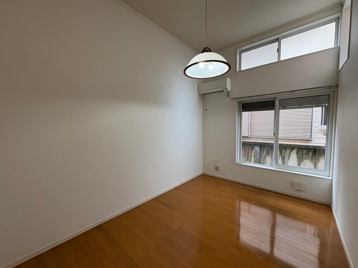 物件内観写真15　(居室)