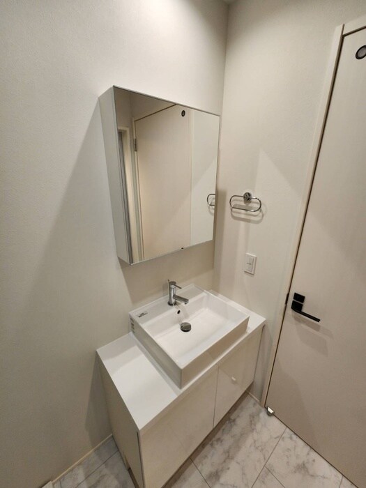 物件内観写真10　(洗面)