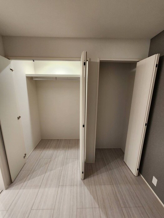 物件内観写真12　(収納)