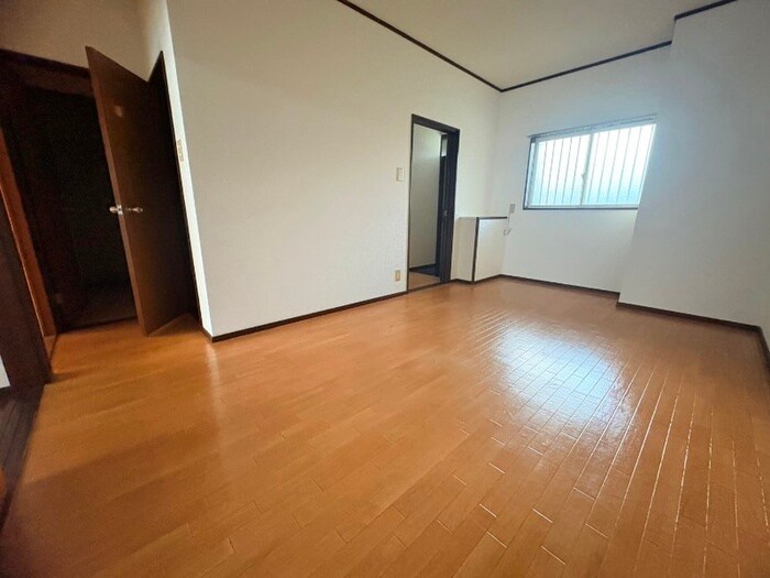 物件内観写真13　(居室)