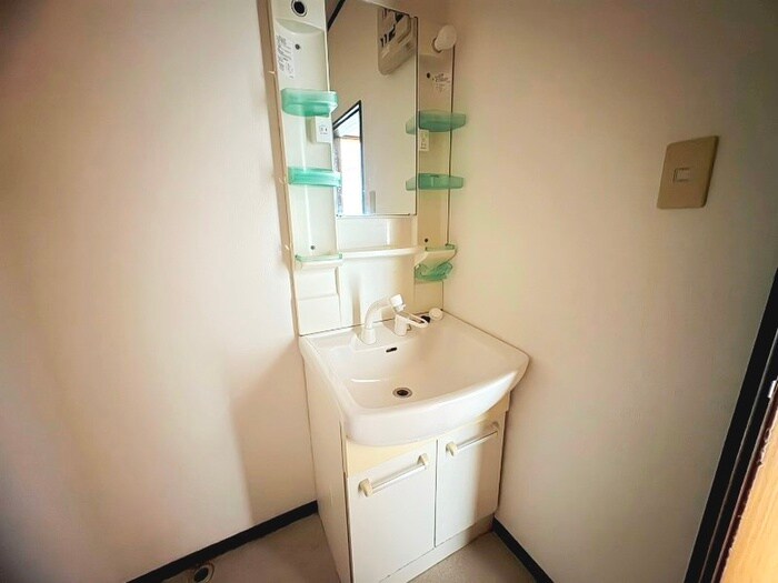 物件内観写真16　(洗面)