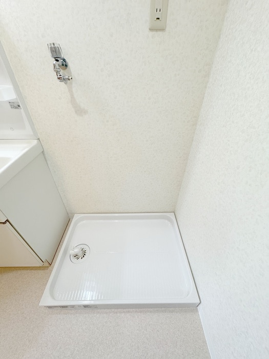 物件内観写真14　(洗濯機置場)