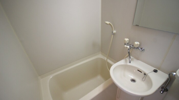 物件内観写真11　(バス／シャワールーム等)