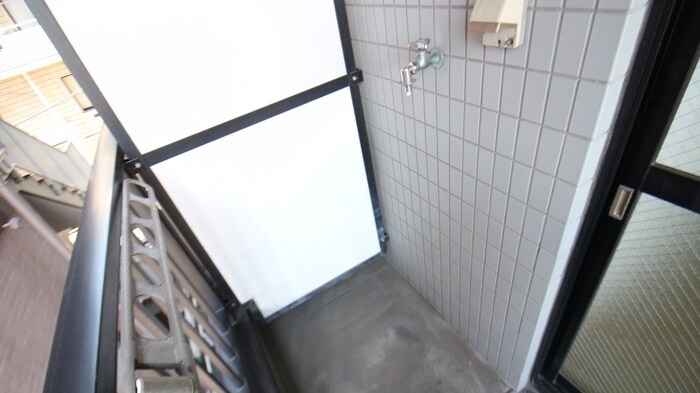 物件内観写真15　(洗濯機置場)