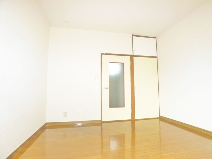 物件内観写真12　(居室)