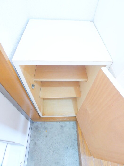 物件内観写真17　(靴箱)