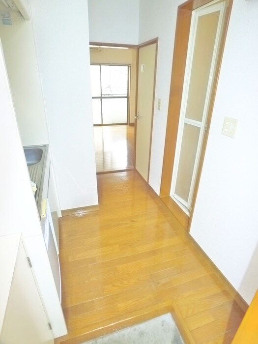 物件内観写真22　(玄関)