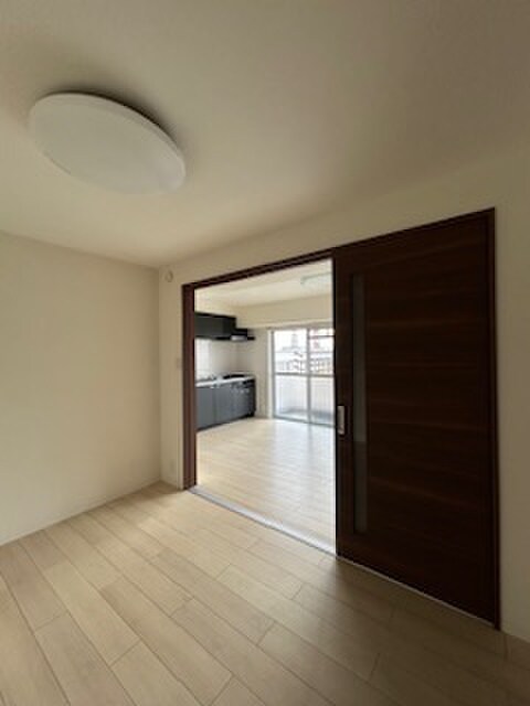 物件内観写真10　(居室)