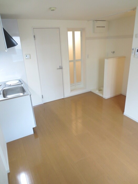 ロ－レル本郷の居室