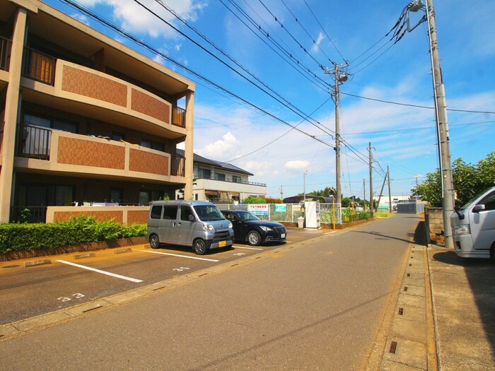 物件外観写真3　(周辺環境)