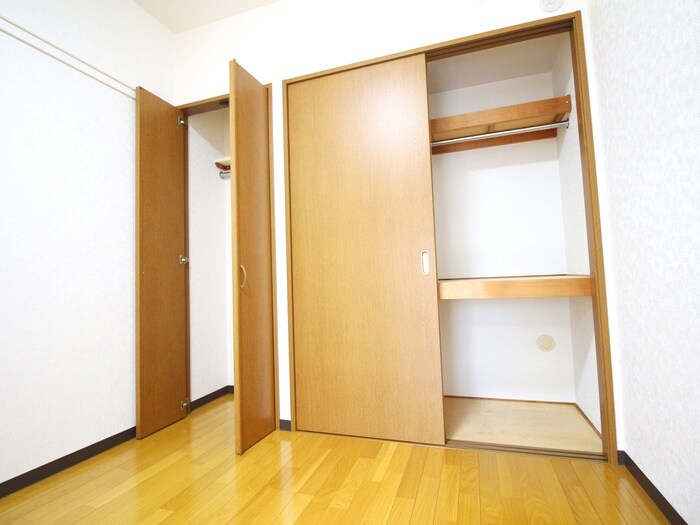 物件内観写真11　(収納)