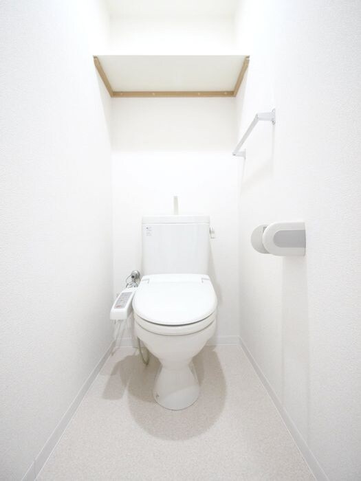 物件内観写真12　(トイレ)