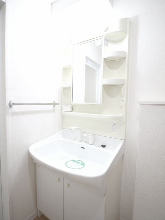 物件内観写真13　(洗面)