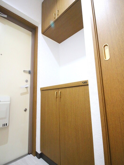 物件内観写真18　(靴箱)