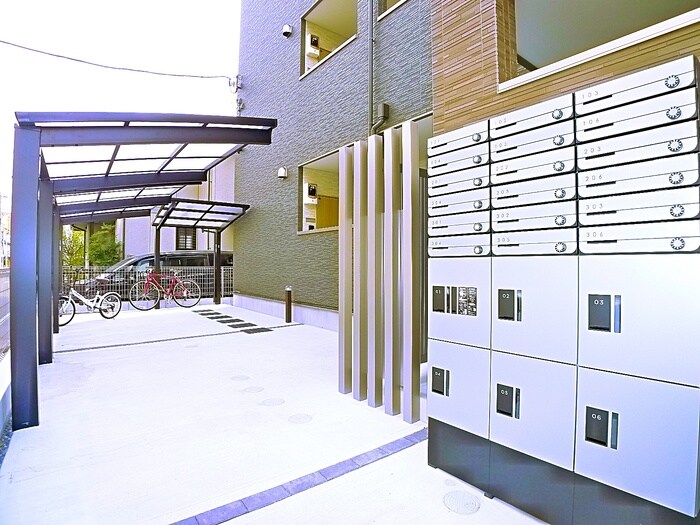 物件外観写真4　(建物設備)