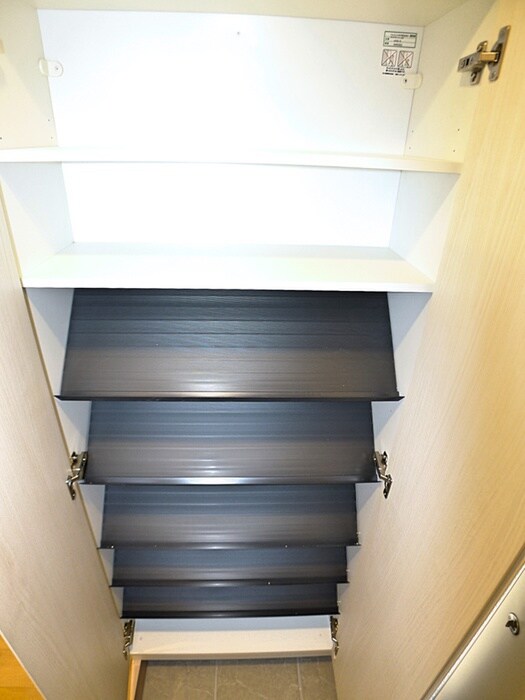 物件内観写真19　(靴箱)