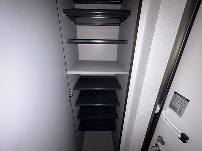 物件内観写真17　(靴箱)
