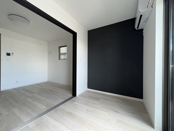 物件内観写真21　(居室)