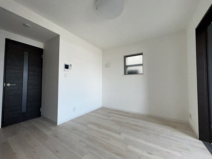 物件内観写真22　(居室)